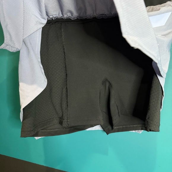 NWT Adidas Black and Gray Skort Athletic Shorts - Picture 8 of 16